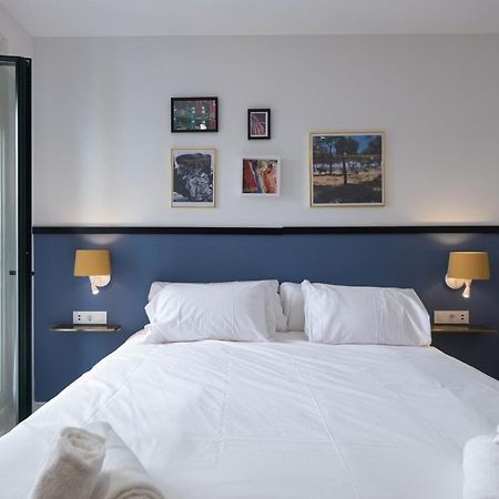 Wello Apartments Sevilla Екстер'єр фото