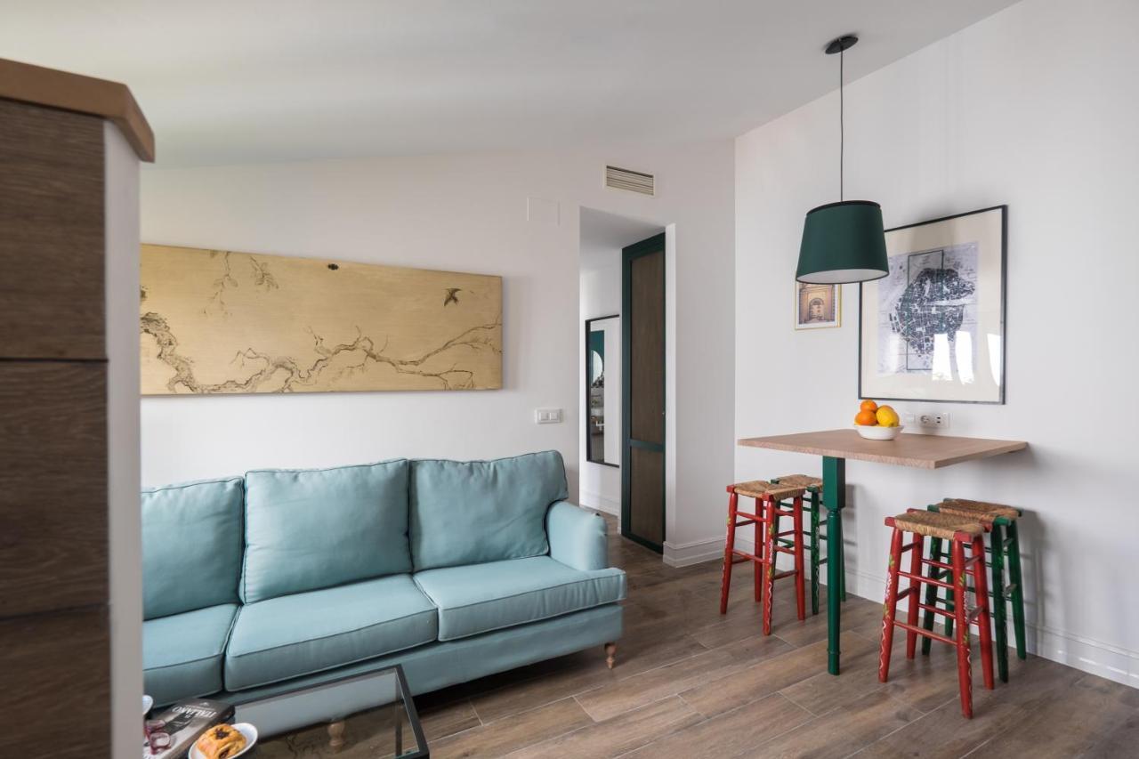Wello Apartments Sevilla Екстер'єр фото