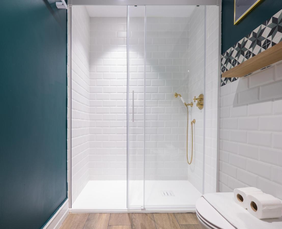 Wello Apartments Sevilla Екстер'єр фото