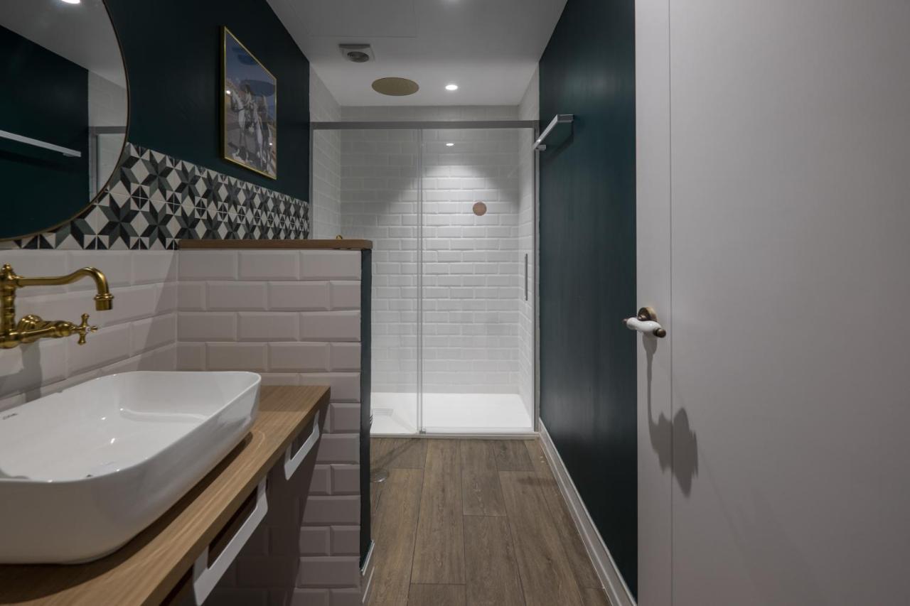 Wello Apartments Sevilla Екстер'єр фото