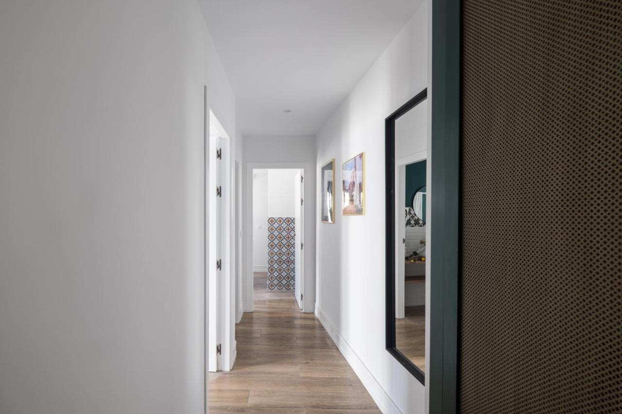 Wello Apartments Sevilla Екстер'єр фото