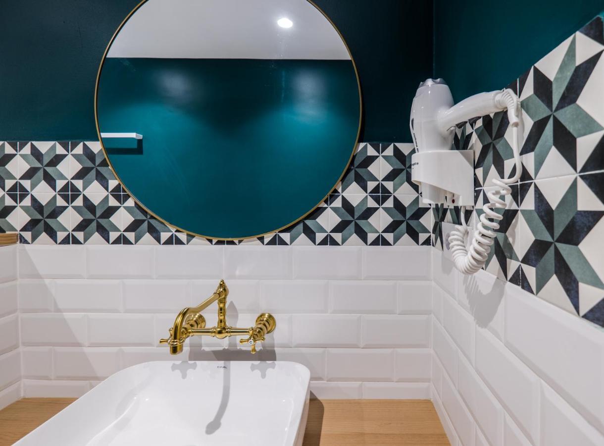 Wello Apartments Sevilla Екстер'єр фото